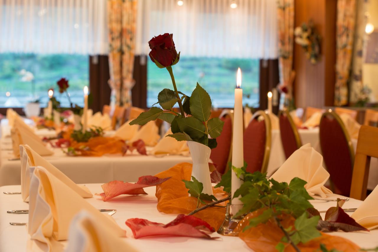 Hotel & Restaurant Krone Kestert المظهر الخارجي الصورة