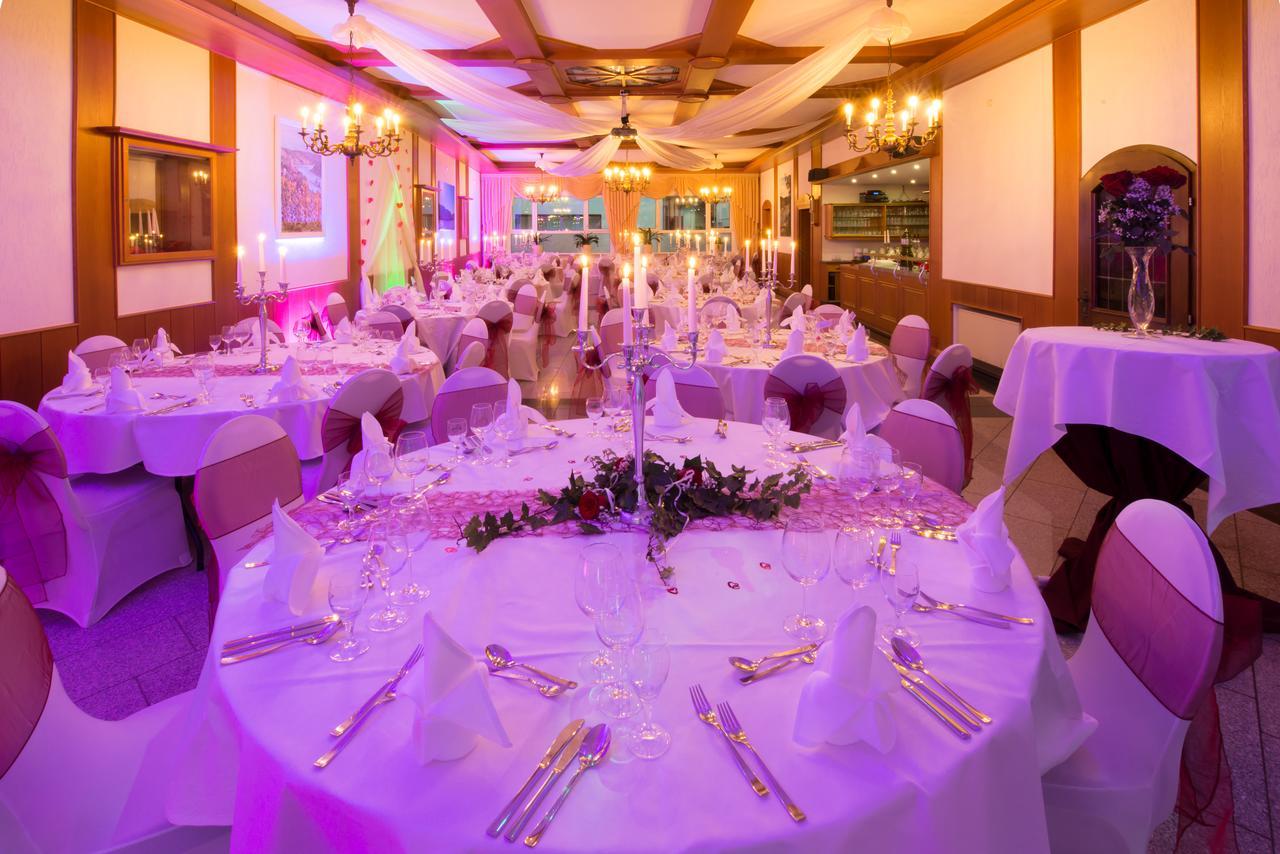 Hotel & Restaurant Krone Kestert المظهر الخارجي الصورة