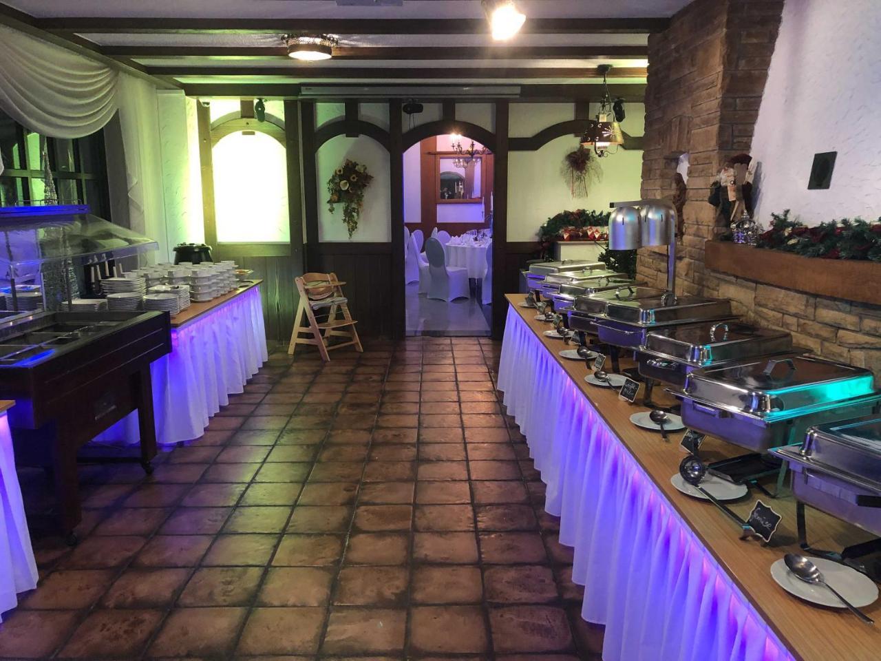 Hotel & Restaurant Krone Kestert المظهر الخارجي الصورة